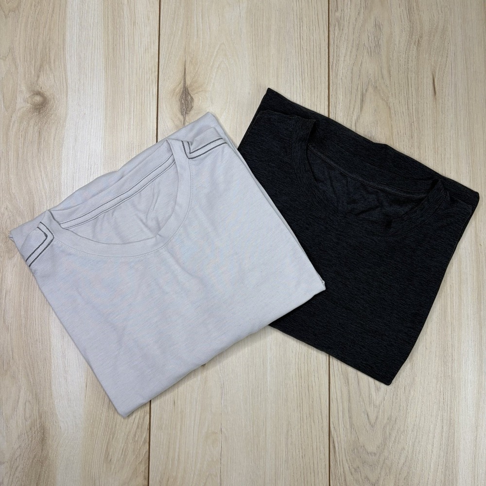 Vuori Tech Tee Mens Medium Performance V195  Comfort Gym Lot Of 2 Gray